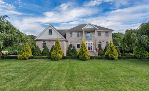 House in Lincoln, Rhode Island, United States 1