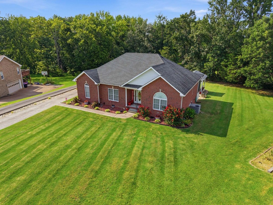 House in Greenbrier, Tennessee, United States 4 - 18706284