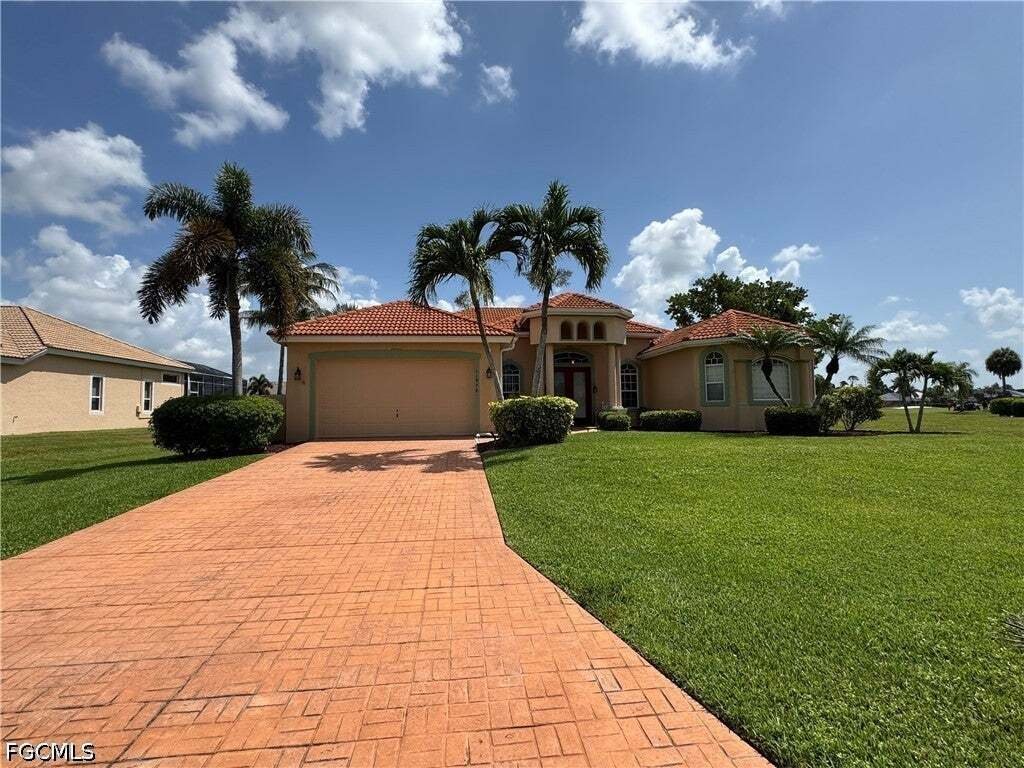 House in Cape Coral, Florida, United States 1 - 18705192