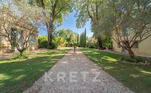 Château à Centre Ville, Pézenas, France 1