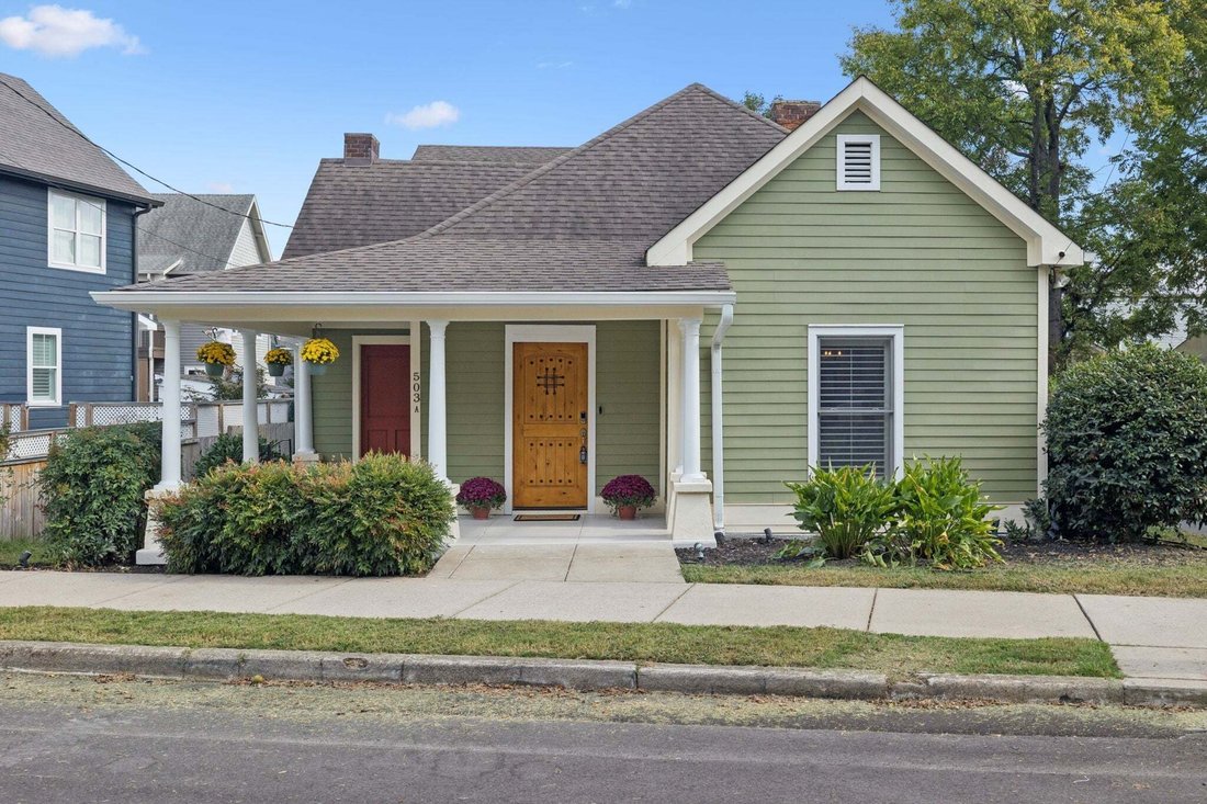 Co Op in Nashville, Tennessee, United States 2 - 18703519