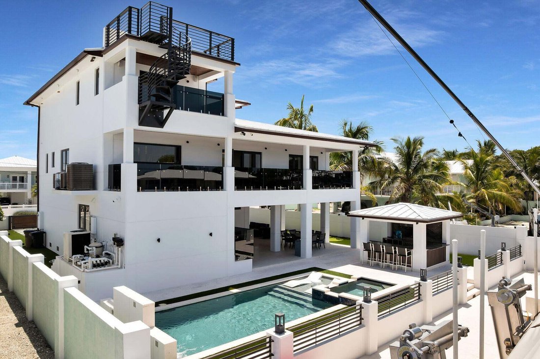 House in Key Colony Beach, Florida, United States 5 - 18708407