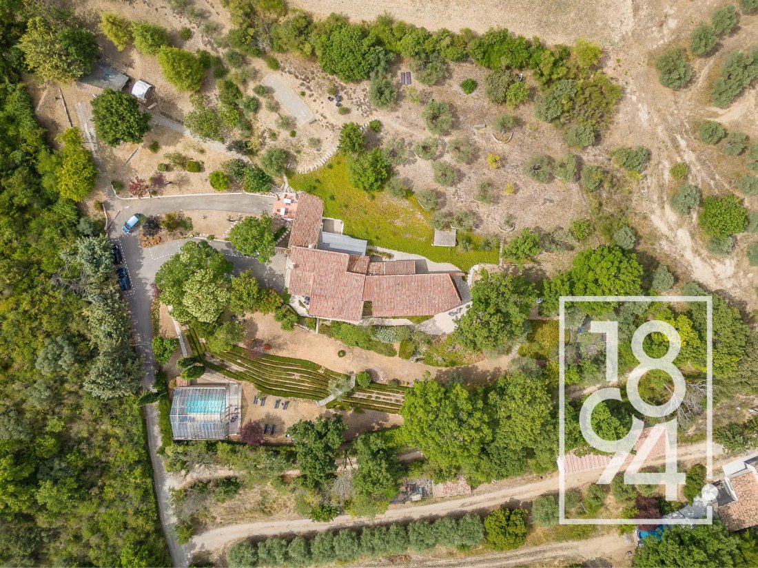 Casa en Valensole, Provenza-Alpes-Costa Azul, Francia 1 - 18638498
