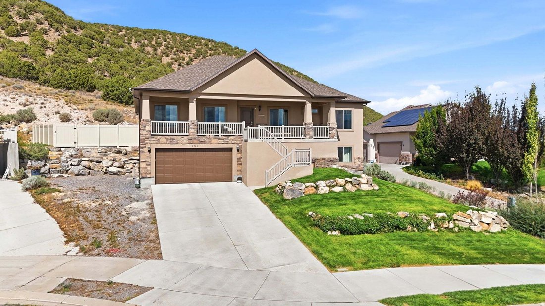 House in Eagle Mountain, Utah, United States 1 - 18703034