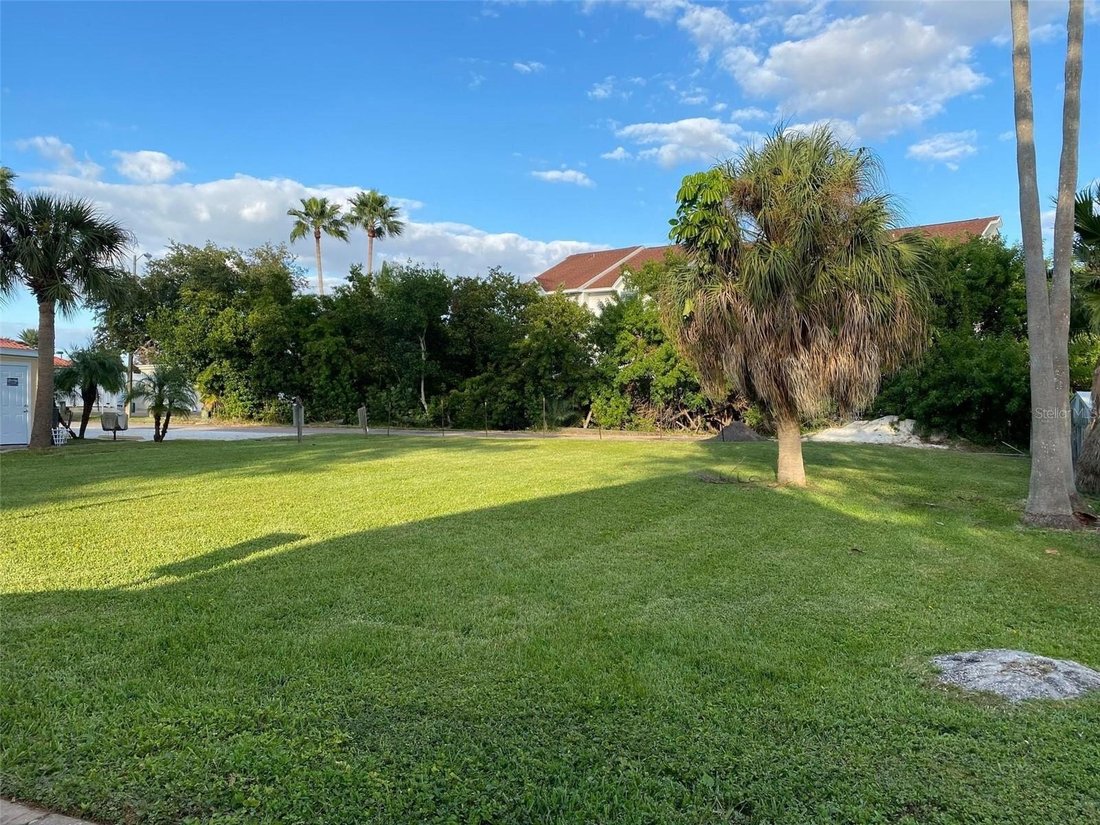 Land in Indian Shores, Florida, United States 1 - 18708141