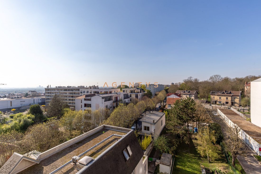 Apartment in Nogent-sur-Marne, Ile-de-France, France 4 - 18712722