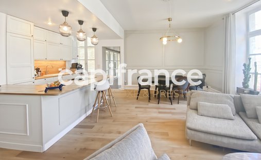 Wohnung in Hôtel de Ville-Quinconce-Saint Seurin-Fondaudège, Bordeaux, Frankreich 1