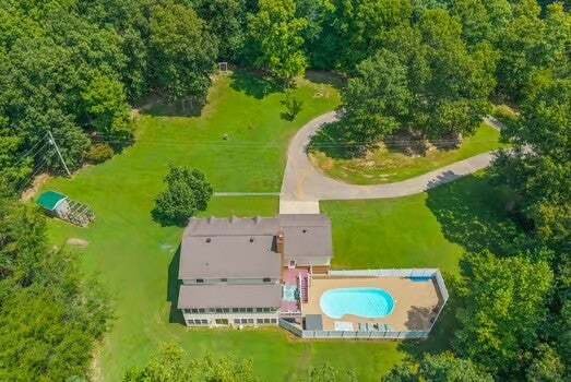 House in Dover, Tennessee, United States 5 - 18708679