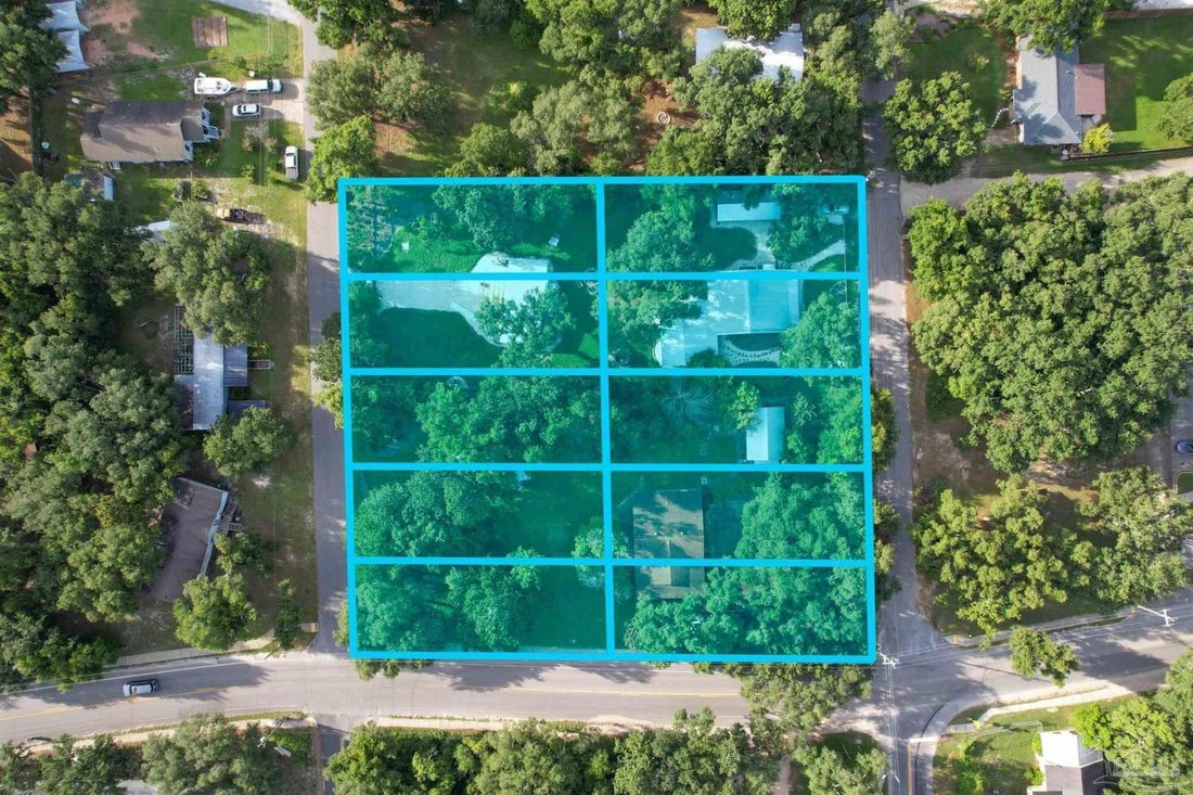 Land in Pensacola, Florida, United States 4 - 18712391