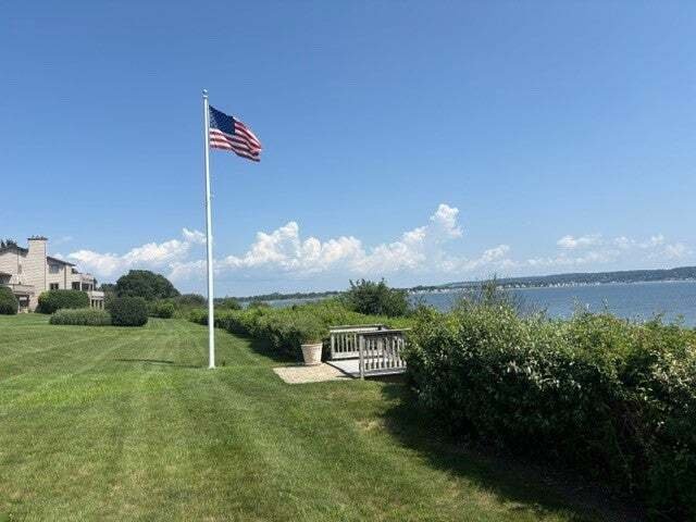 Condo in Portsmouth, Rhode Island, United States 4 - 18703347
