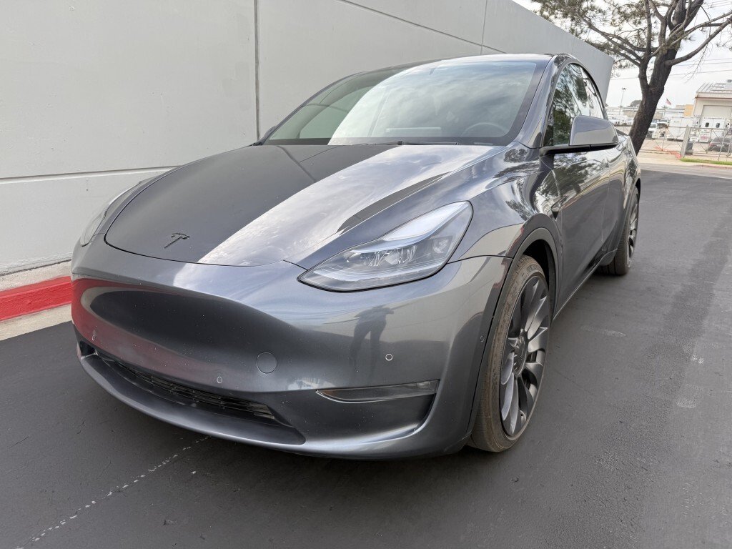 Tesla Model Y in San Diego, CA, United States 1 - 18705965
