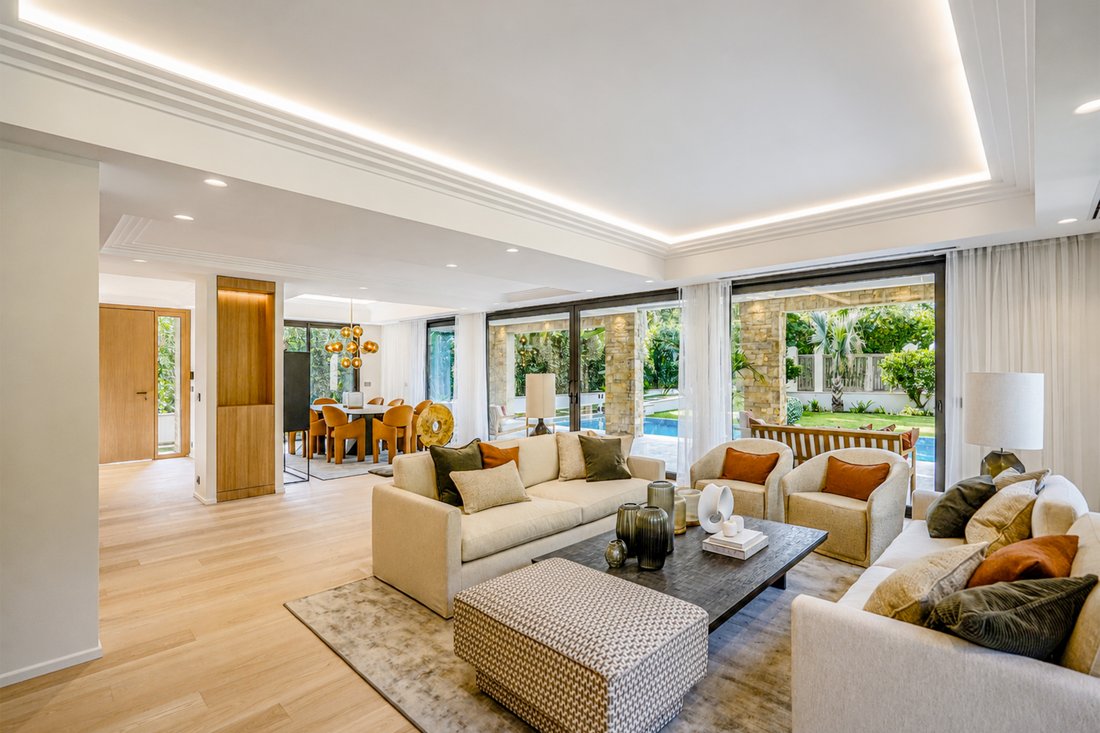 Villa in Saint-Jean-Cap-Ferrat, Provence-Alpes-Côte d'Azur, France 4 - 18709369