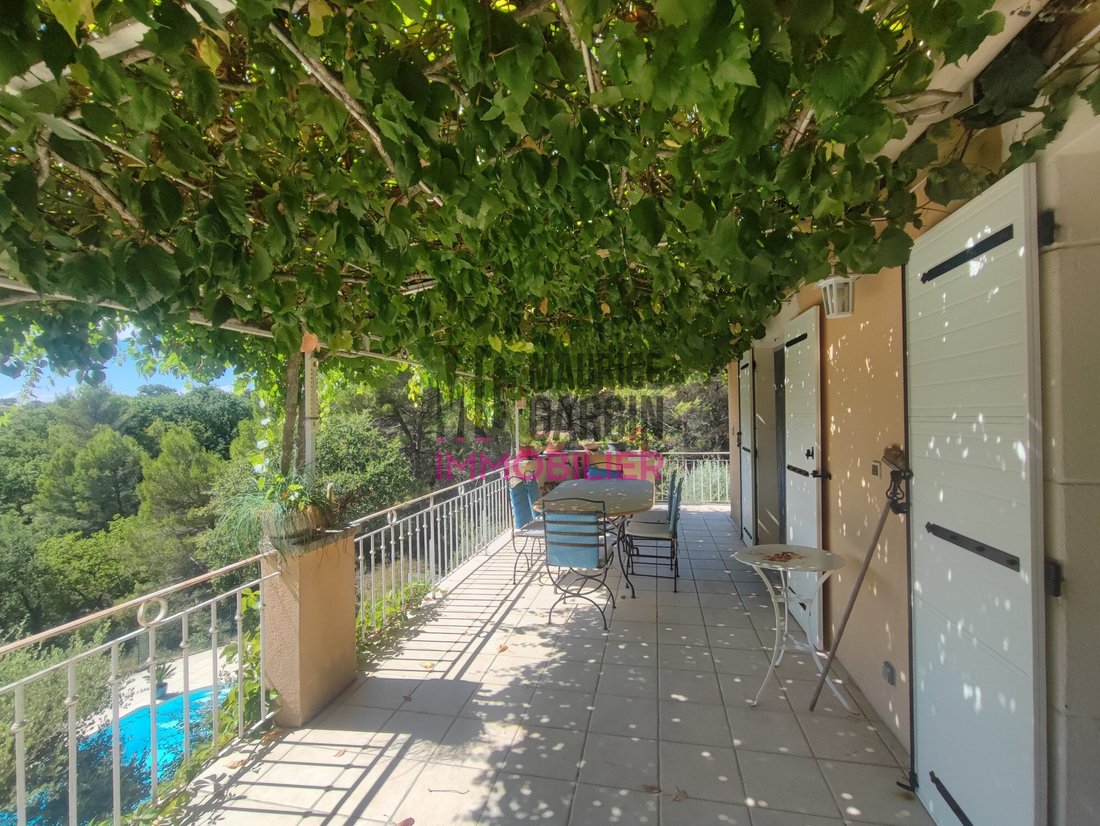 House in Malemort-du-Comtat, Provence-Alpes-Côte d'Azur, France 2 - 16692219