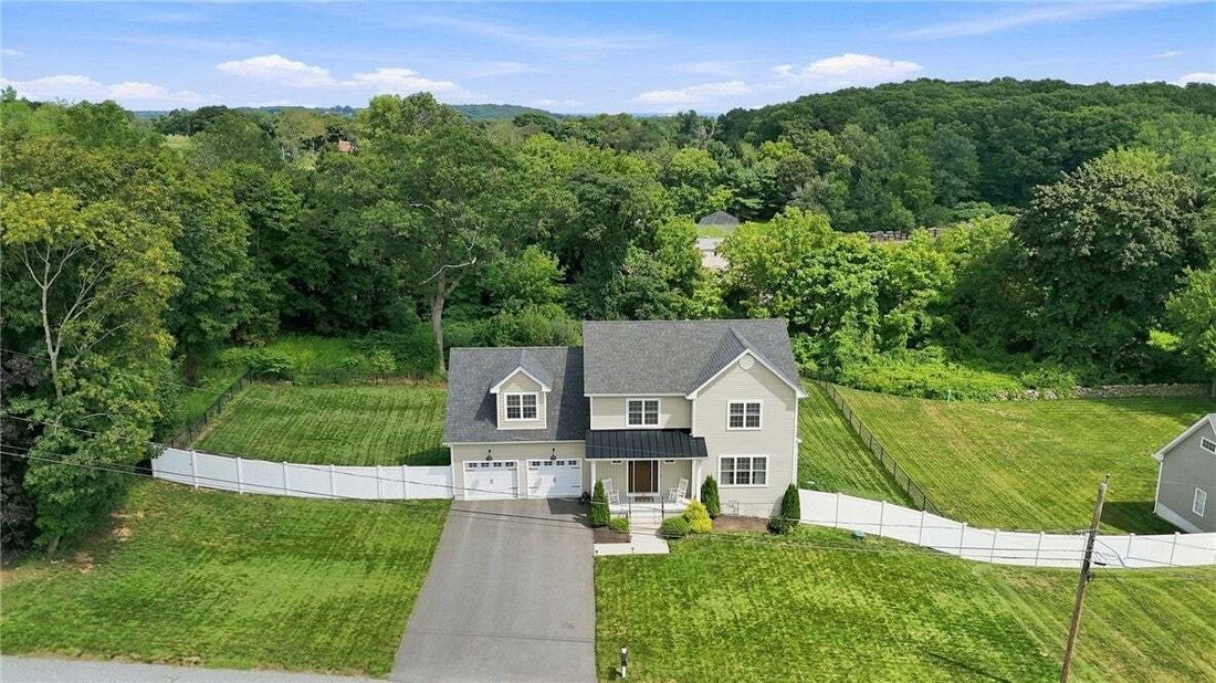 House in Johnston, Rhode Island, United States 2 - 18703346