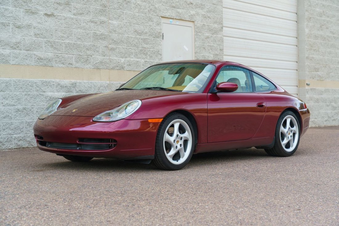 Coupe in Scottsdale, AZ, United States 2 - 18710726