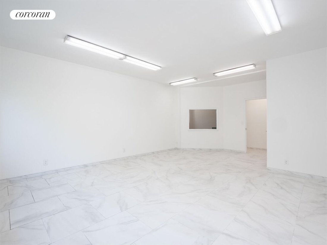 Co Op in New York, New York, United States 5 - 17863244