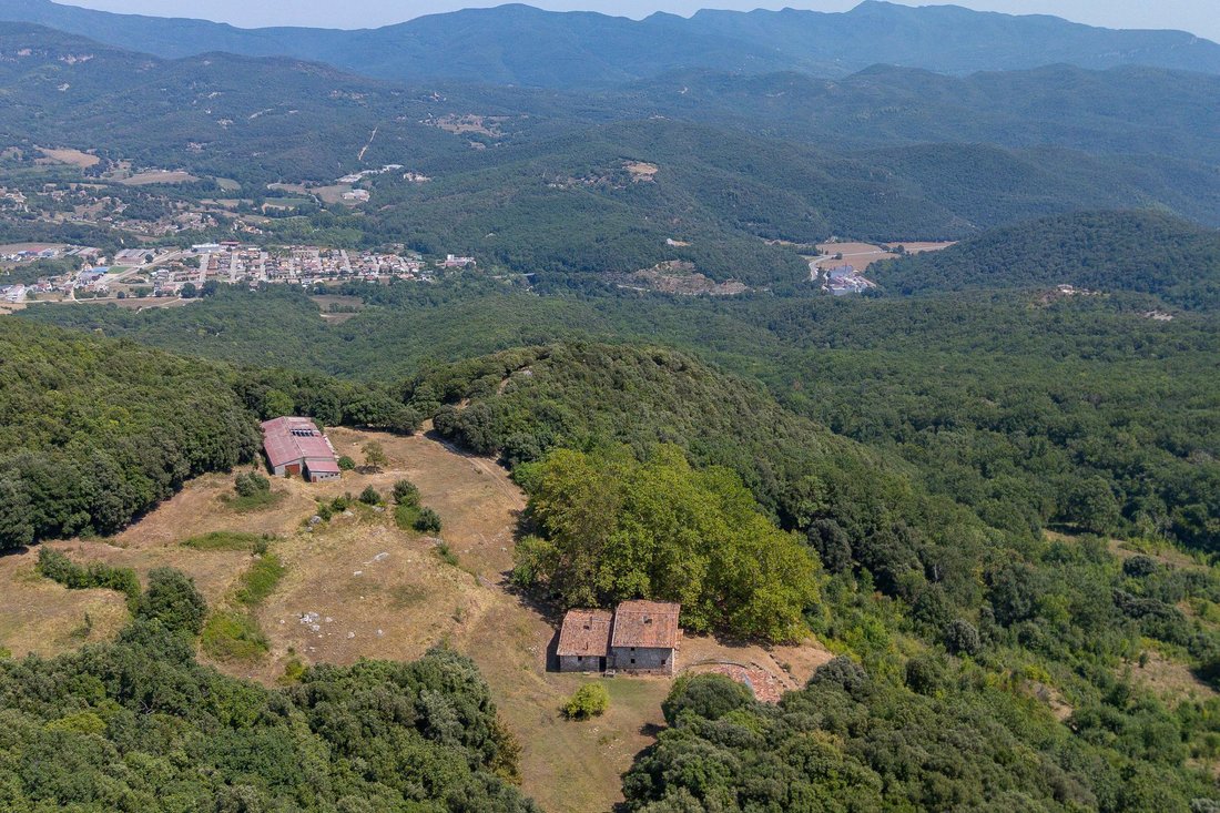 Country House in Sant Feliu de Pallerols, Catalonia, Spain 3 - 18703857