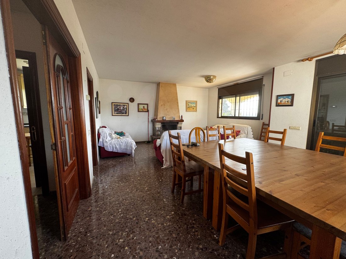 Townhouse en Villanueva y Geltrú, Cataluña, España 4 - 18709403