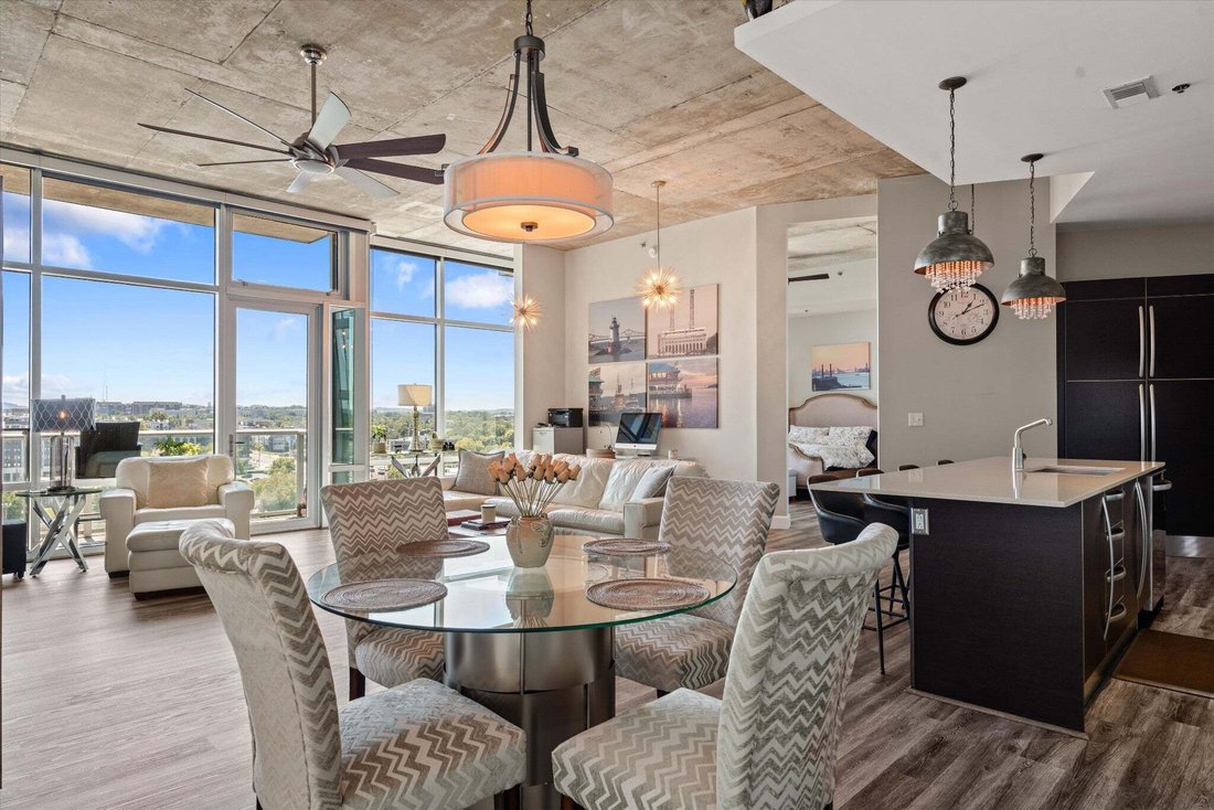 Condo in Nashville, Tennessee, United States 2 - 18703521