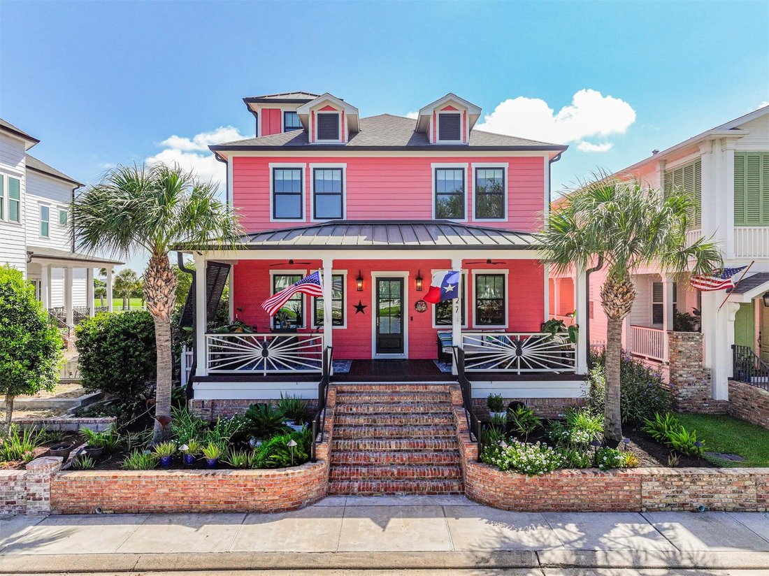 House in Galveston, Texas, United States 1 - 18708861