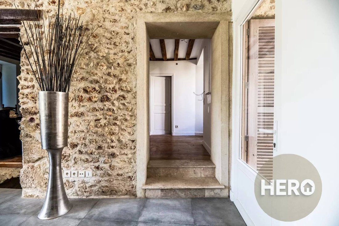 House in Neauphle-le-Château, Ile-de-France, France 5 - 16084914