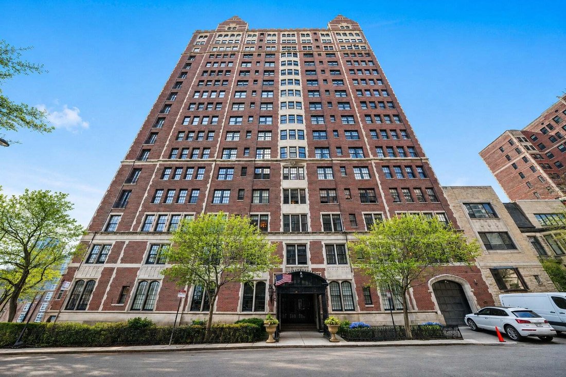 Co Op in Chicago, Illinois, United States 1 - 18713119