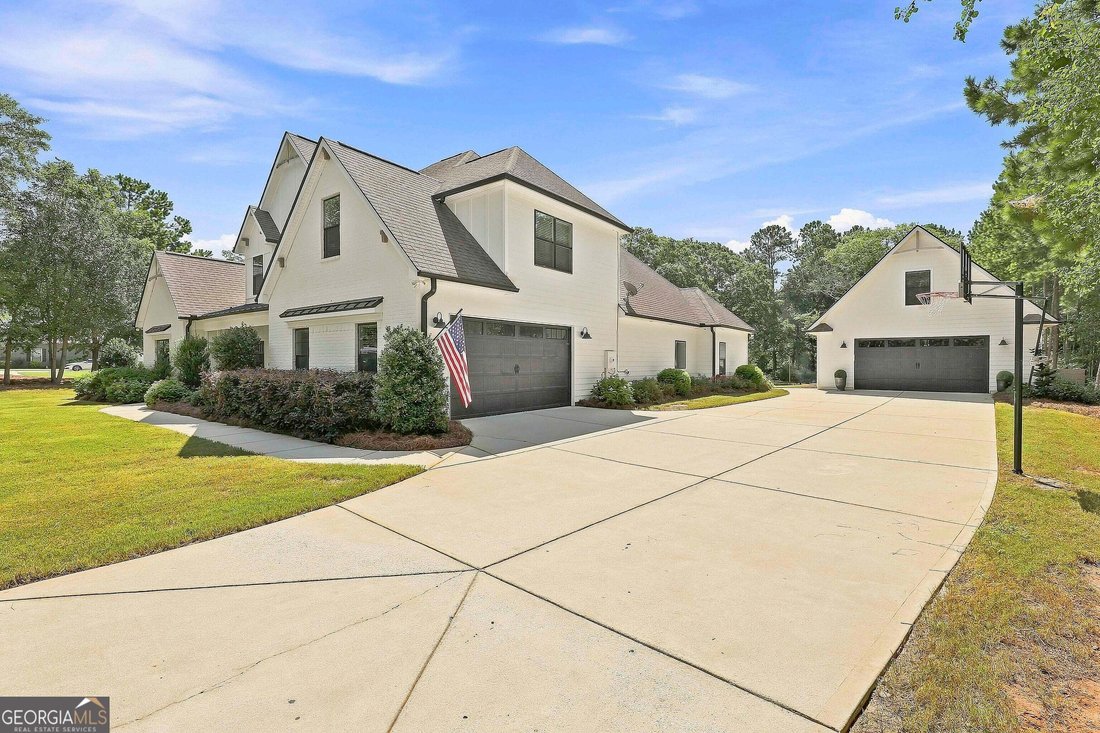 House in Senoia, Georgia, United States 3 - 18706634