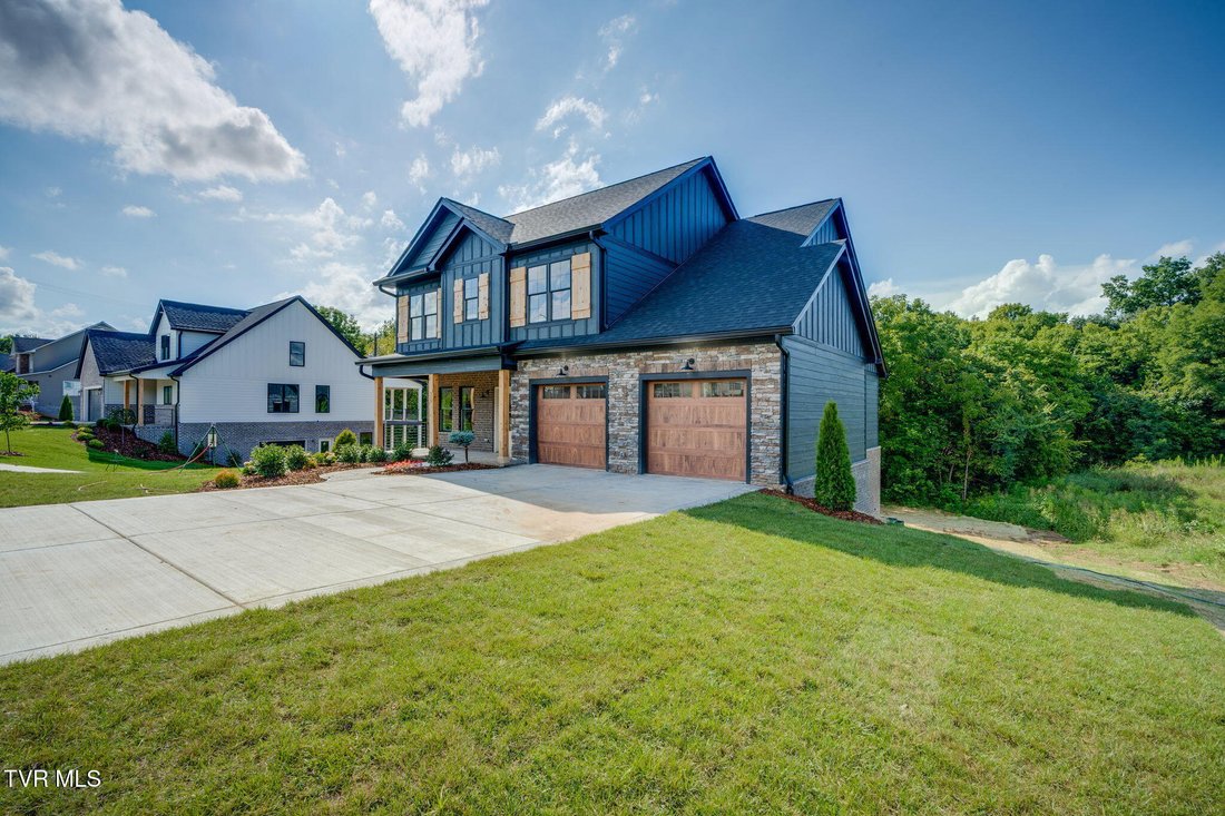 Casa a Elizabethton, Tennessee, Stati Uniti 3 - 18321401