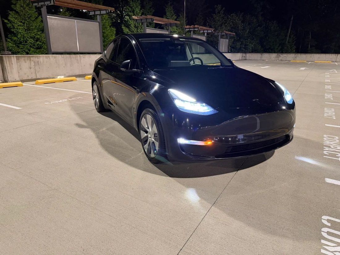 Suv in Bellevue, WA, United States 4 - 18712126
