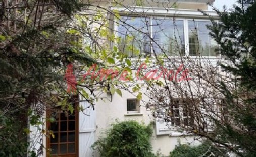 House in Centre-Bras de Marne, Saint-Maurice, France 1