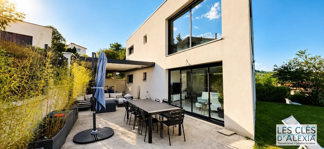 House in Pollionnay, Auvergne-Rhône-Alpes, France 2 - 18710589