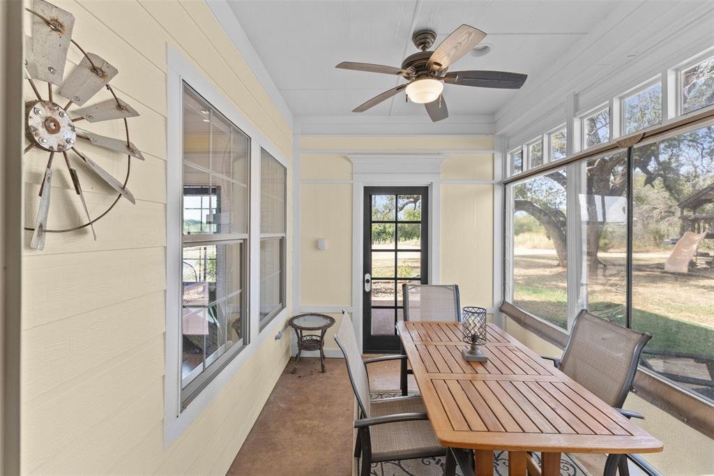 House in Granbury, Texas, United States 5 - 18710269