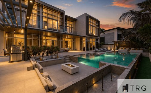 Villa in Hadaeq Sheikh Mohammed Bin Rashid, Dubai, United Arab Emirates 1