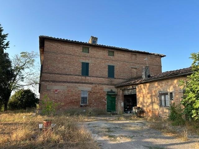 Porta Tufi - Porta Romana, Siena, Tuscany 1 - 18706941