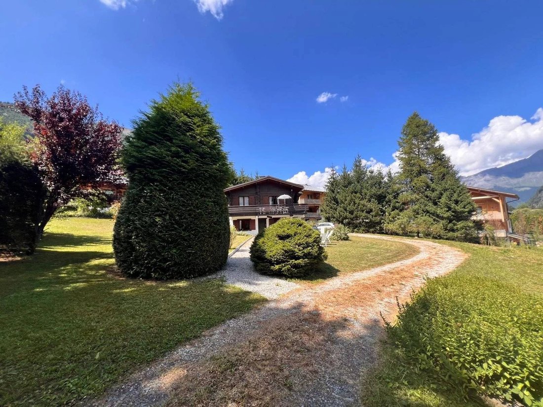 Chalet in Les Houches, Auvergne-Rhône-Alpes, France 4 - 18600626