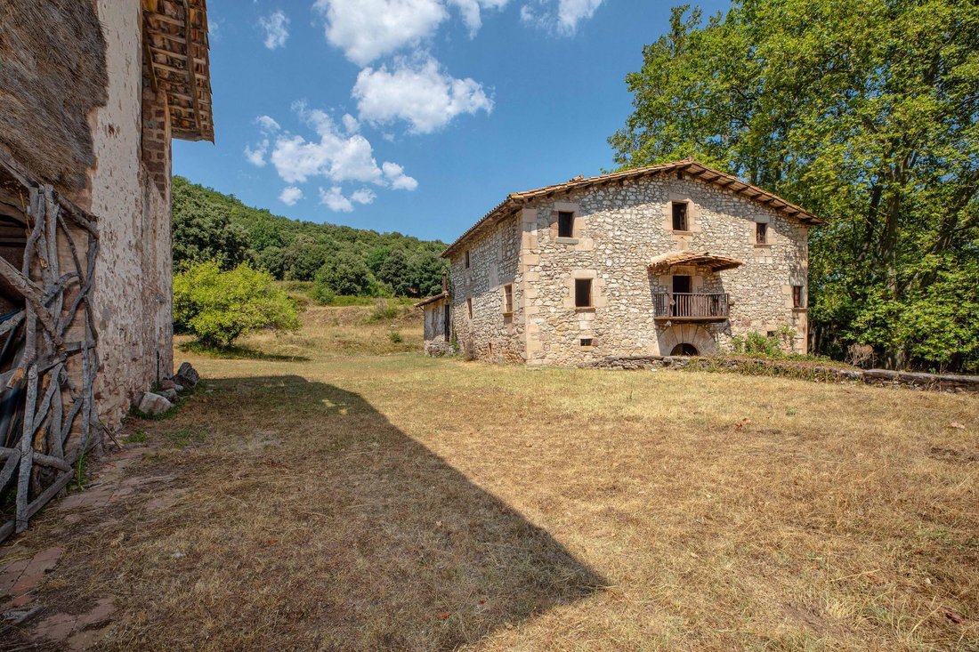 Country House in Sant Feliu de Pallerols, Catalonia, Spain 5 - 18703857