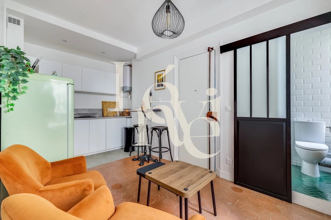 Apartment in Saint Victor, Paris 5e Arrondissement, Paris 3 - 18704382