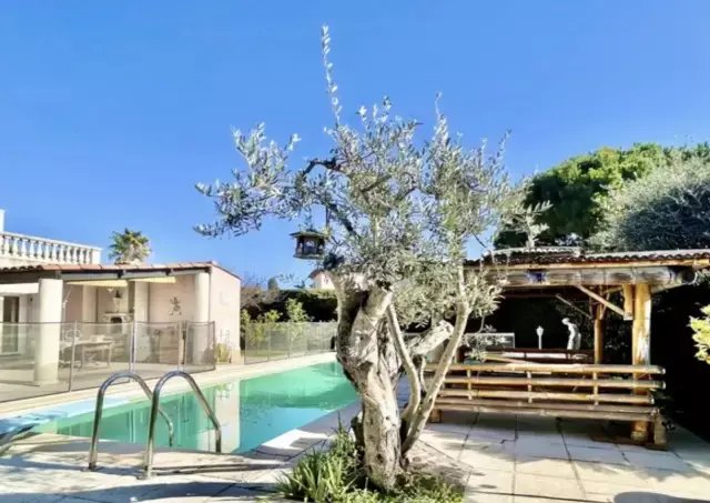 Maison à Le Port, Villefranche-sur-Mer, France 2 - 17796300