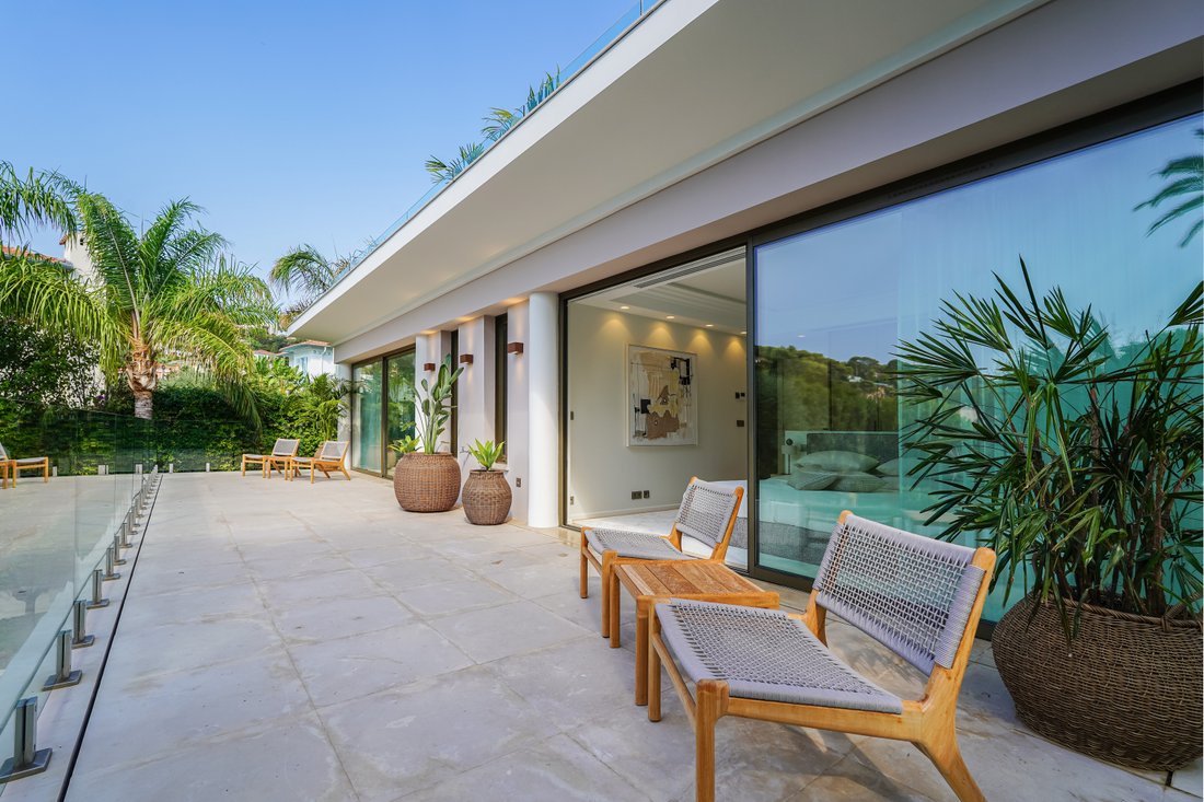 Villa in Saint-Jean-Cap-Ferrat, Provence-Alpes-Côte d'Azur, France 3 - 18709369