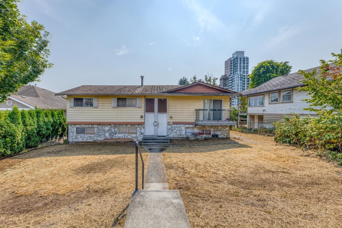 House in Coquitlam, British Columbia, Canada 1 - 18712704