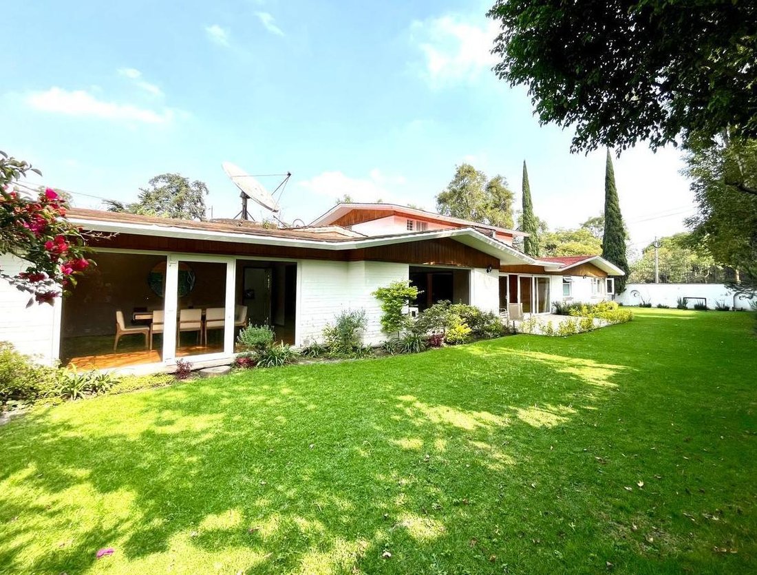 House in Mexico City, Mexico 3 - 18710833