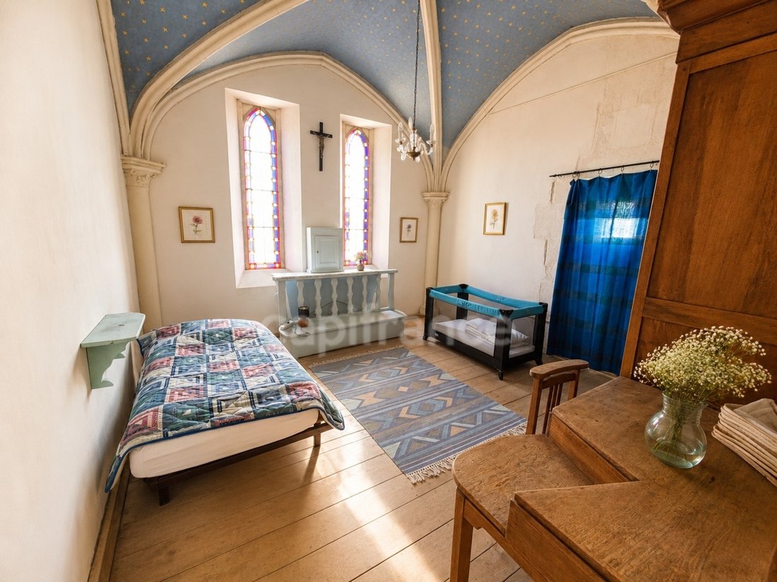 House in Asnieres-la-Giraud, Nouvelle-Aquitaine, France 4 - 18704332