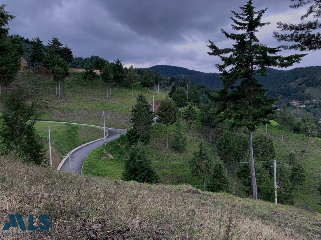 Land in Envigado, Envigado, Colombia 4 - 18709157