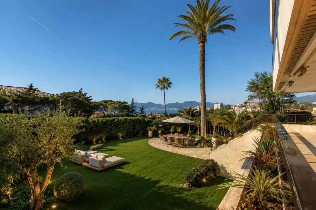 Apartment in Cannes, Provence-Alpes-Côte d'Azur, France 1 - 18483510