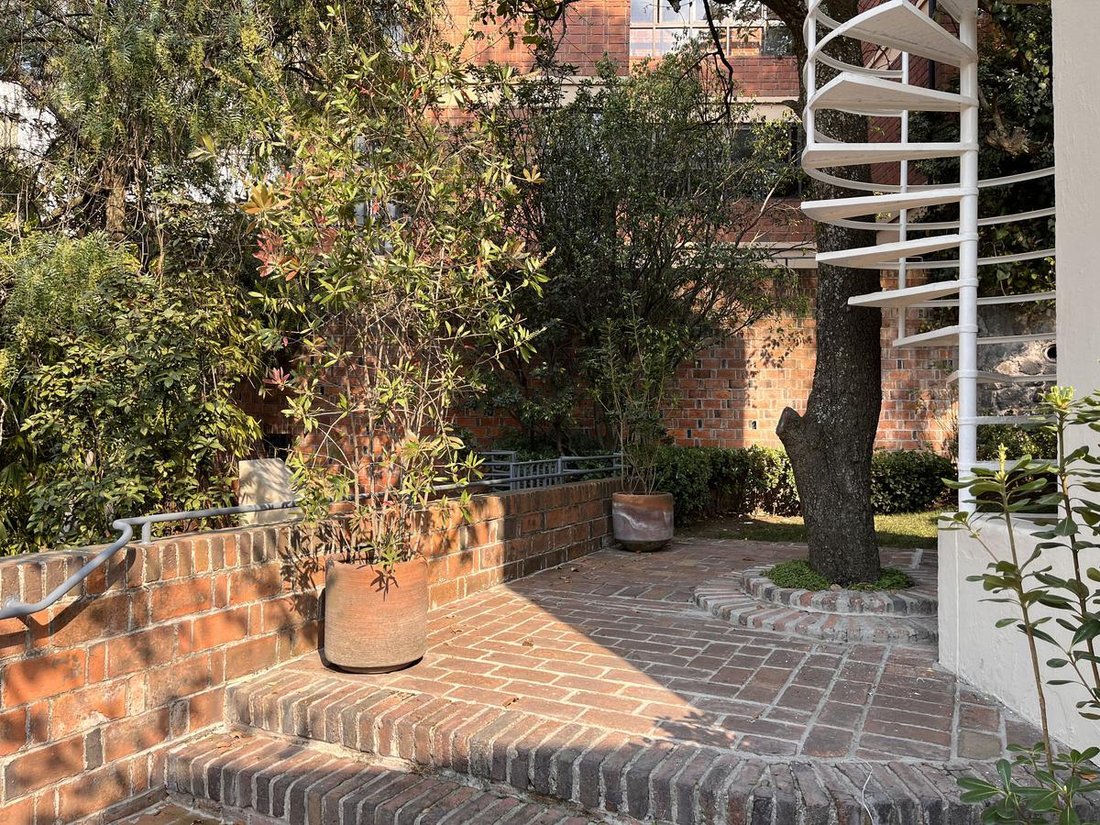 Condo in Santa Catarina Yecahuitzotl, Mexico City, Mexico 3 - 18710356