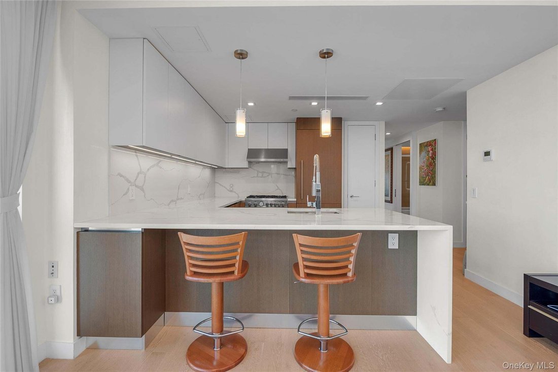 Condo in New York, New York, United States 5 - 18705705