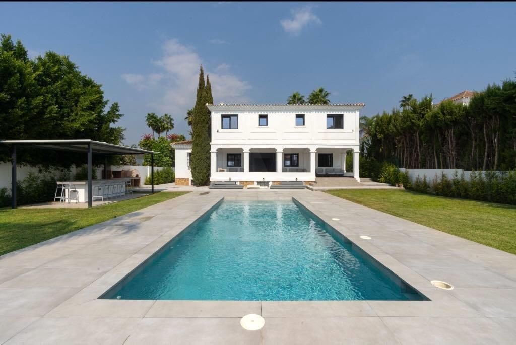 Villa in Nueva Andalucia, Marbella, Spain 1 - 18704388