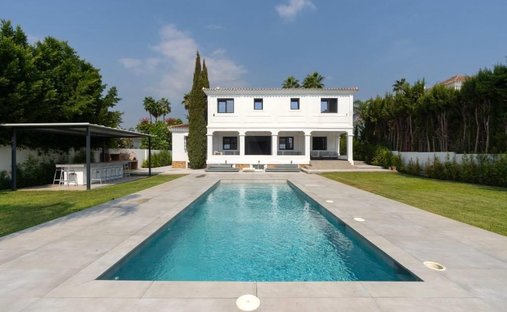 Villa à Nueva Andalucia, Marbella, Espagne 1