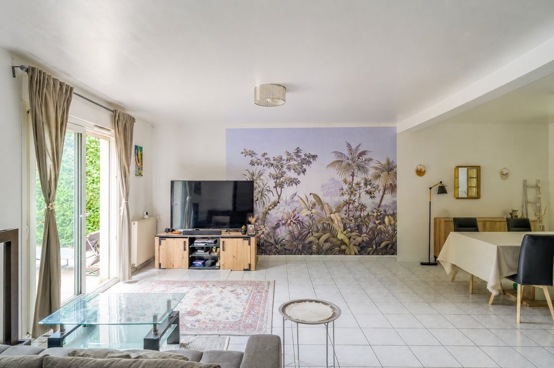 House in Chennevieres-sur-Marne, Ile-de-France, France 3 - 18711690