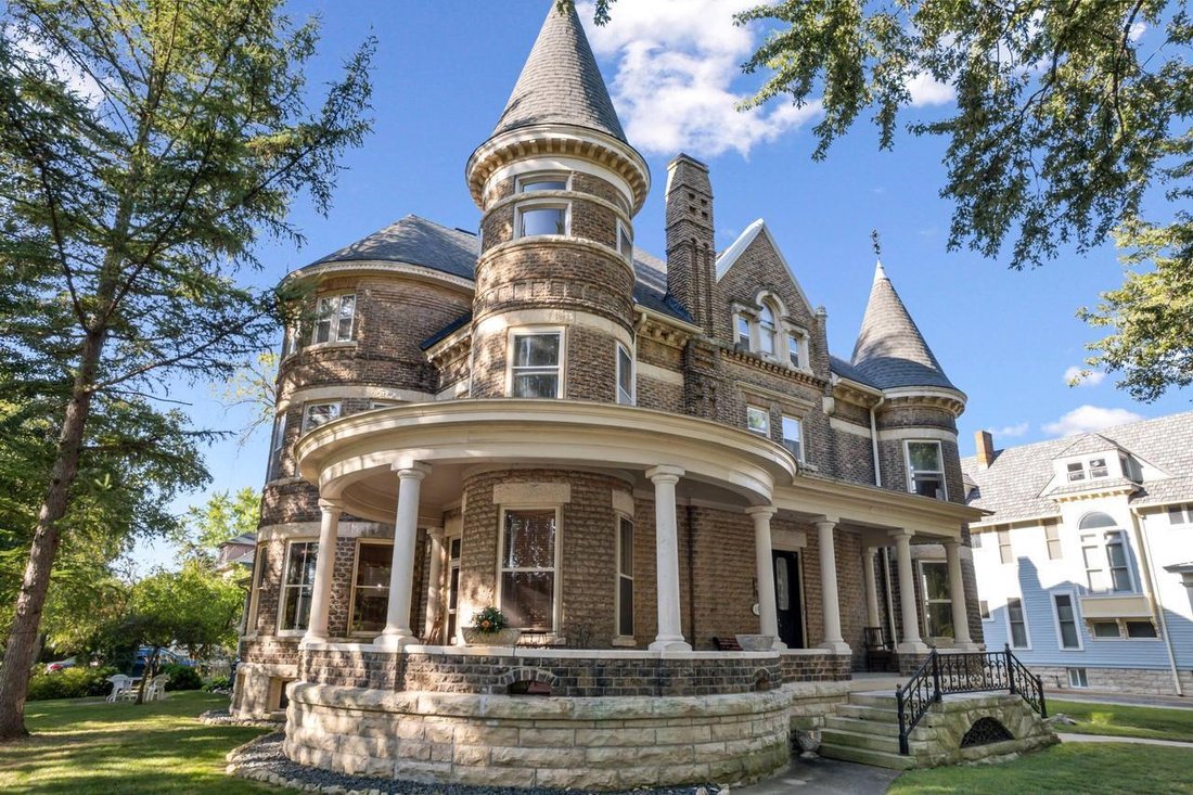 La Crosse, Wisconsin, United States 1 - 18711292